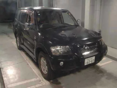 MITSUBISHI PAJERO