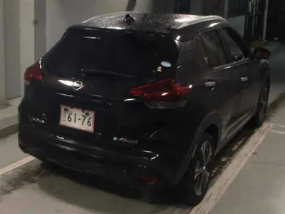 NISSAN KICKS