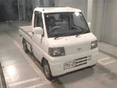 NISSAN CLIPPER TRUCK