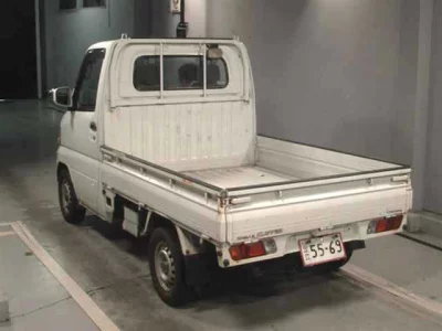 NISSAN CLIPPER TRUCK