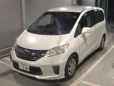 HONDA FREED