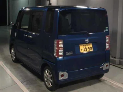 TOYOTA PIXIS MEGA