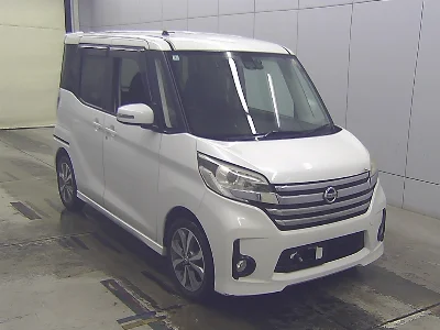 NISSAN DAYZ ROOX
