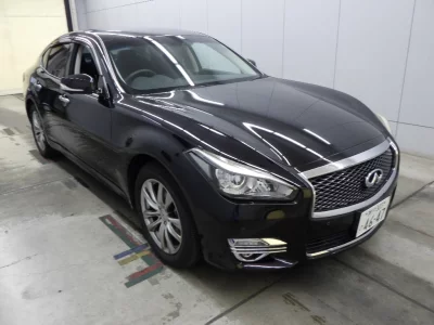 NISSAN FUGA