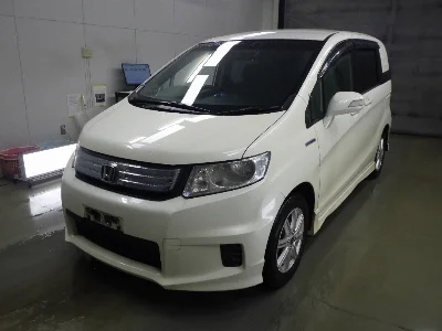 HONDA FREED SPIKE