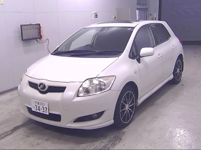 TOYOTA AURIS