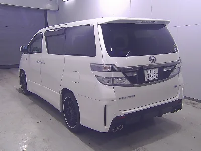 TOYOTA VELLFIRE