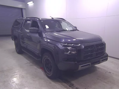 MITSUBISHI TRITON
