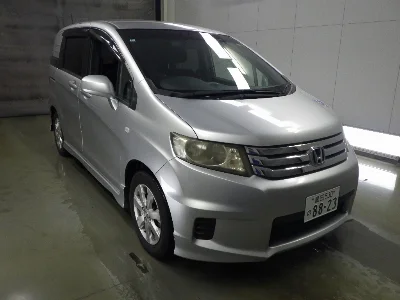 HONDA FREED SPIKE