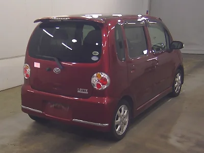 DAIHATSU MOVE LATTE
