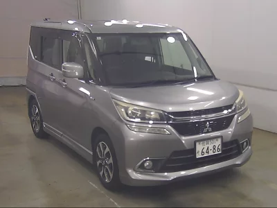 MITSUBISHI DELICA D2