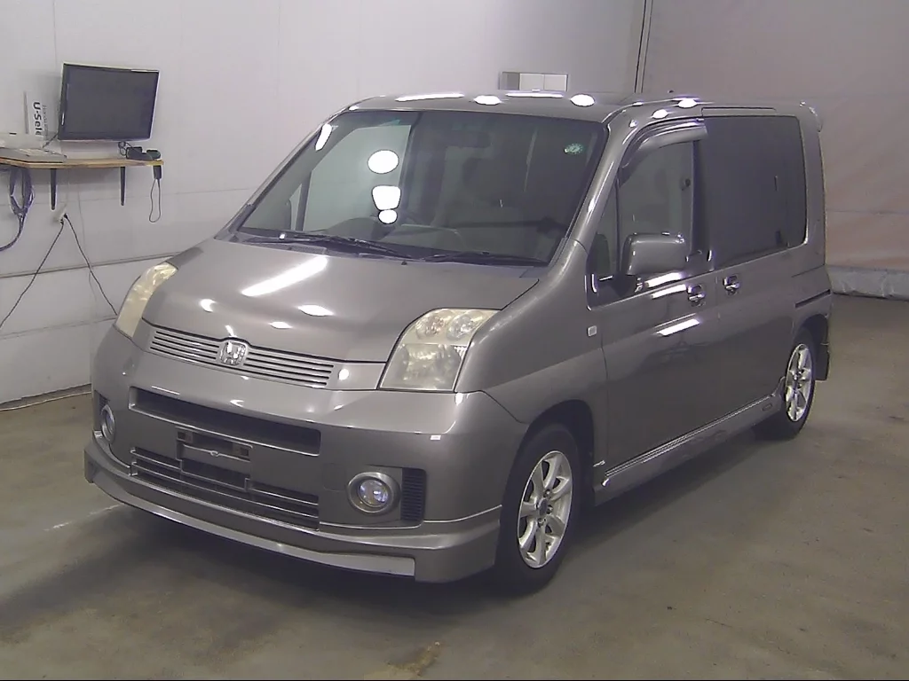 Honda Mobilio  с аукциона в Японии
