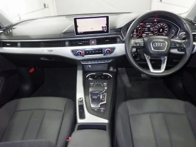AUDI A4 AVANTE