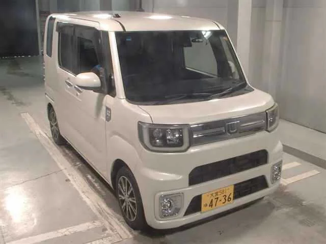 Daihatsu Wake 2016