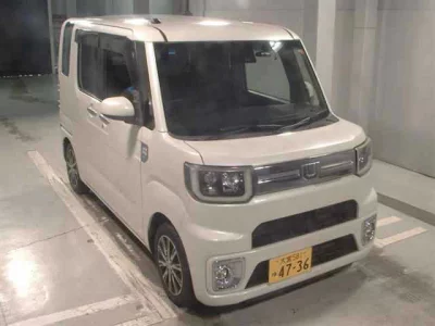 DAIHATSU WAKE