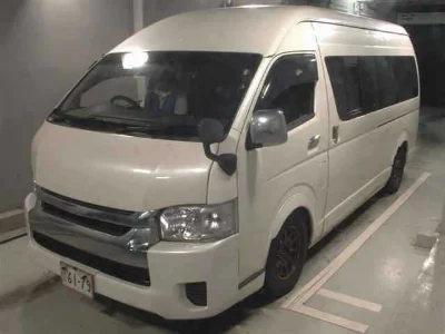 TOYOTA HIACE