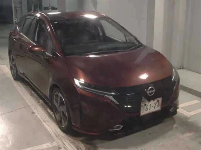NISSAN AURA