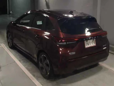 NISSAN AURA