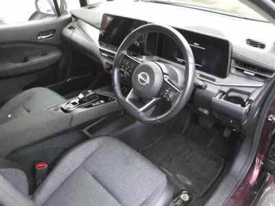 NISSAN AURA