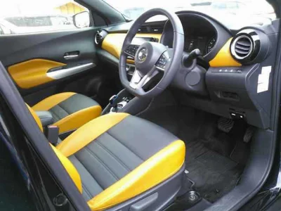 NISSAN KICKS
