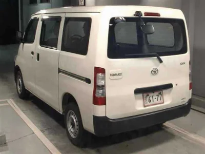 TOYOTA TOWN ACE VAN