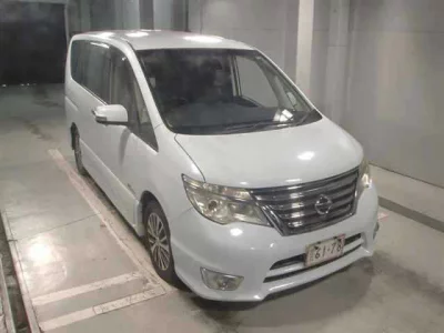 NISSAN SERENA