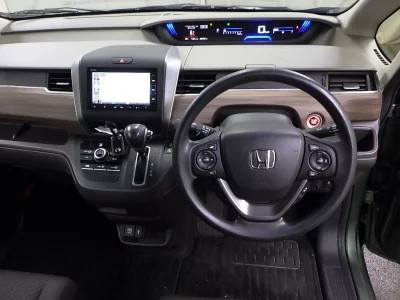 HONDA FREED+