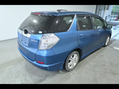HONDA FIT SHUTTLE
