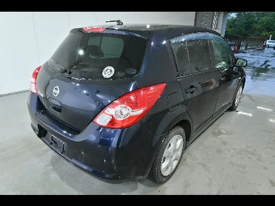 NISSAN TIIDA