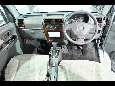 NISSAN CLIPPER RIO