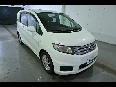 HONDA FREED SPIKE
