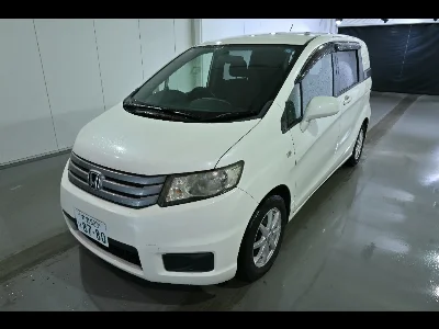 HONDA FREED SPIKE