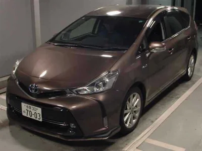 TOYOTA PRIUS ALPHA