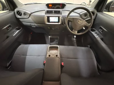 TOYOTA BB