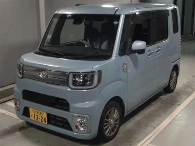 TOYOTA PIXIS MEGA