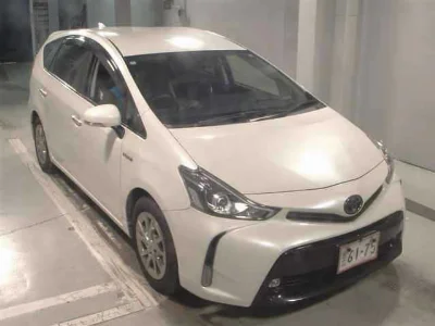 TOYOTA PRIUS ALPHA