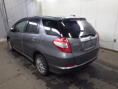 HONDA FIT SHUTTLE