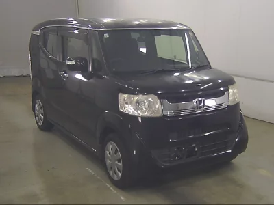 HONDA N BOX SLASH