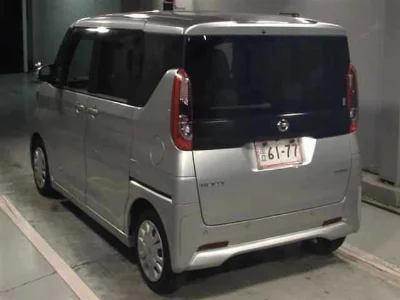 NISSAN ROOX