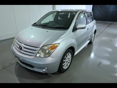 TOYOTA IST