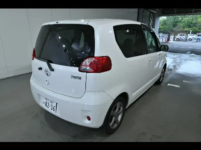 TOYOTA PORTE