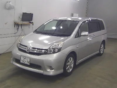 TOYOTA ISIS