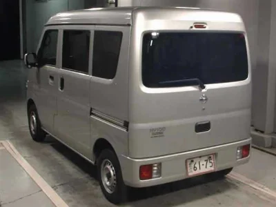 NISSAN CLIPPER VAN