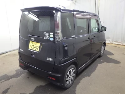 NISSAN ROOX