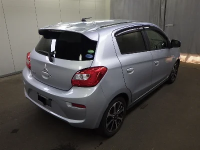 MITSUBISHI MIRAGE