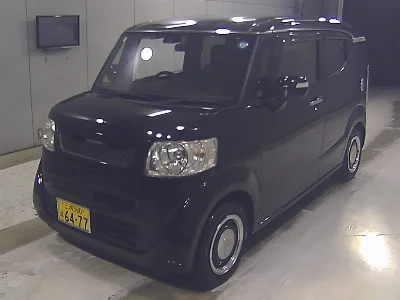 HONDA N BOX SLASH