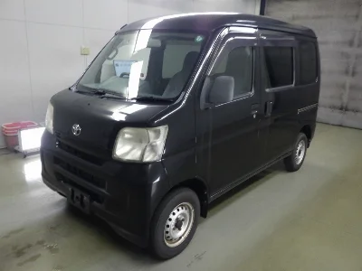 TOYOTA PIXIS VAN