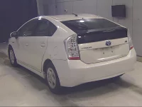 Цена авто Toyota Prius с аукционов Японии, номер кузова ZVW30, пробег 90 000, оценка 2