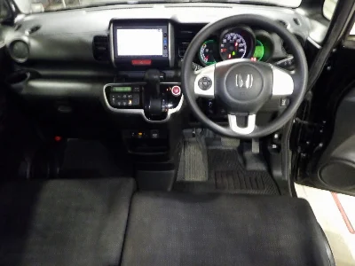 HONDA N BOX PLUS