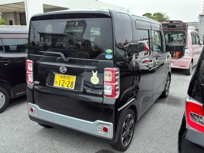 DAIHATSU WAKE